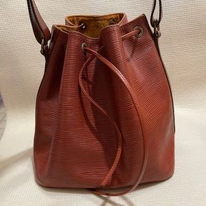 Sold Vintage Louise Vuitton Epi Petit Noe’